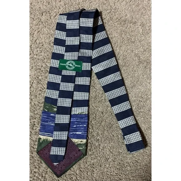 Pebble Beach Neckwear Silk Tie Golf Golfing Necktie Black Green Made in USA EUC! - Picture 2 of 5